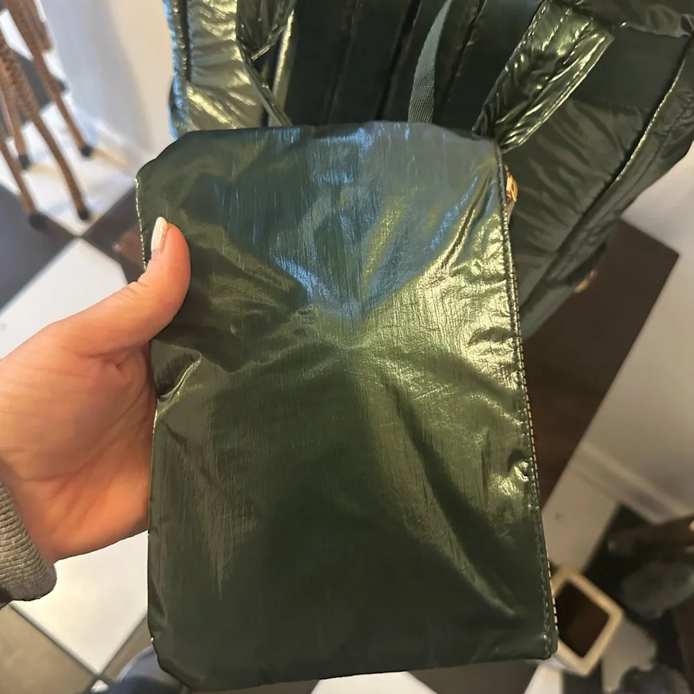 Jonah David metallic Emerald Quilted Backpack nwt  with a free people gift - Picture 6 of 9